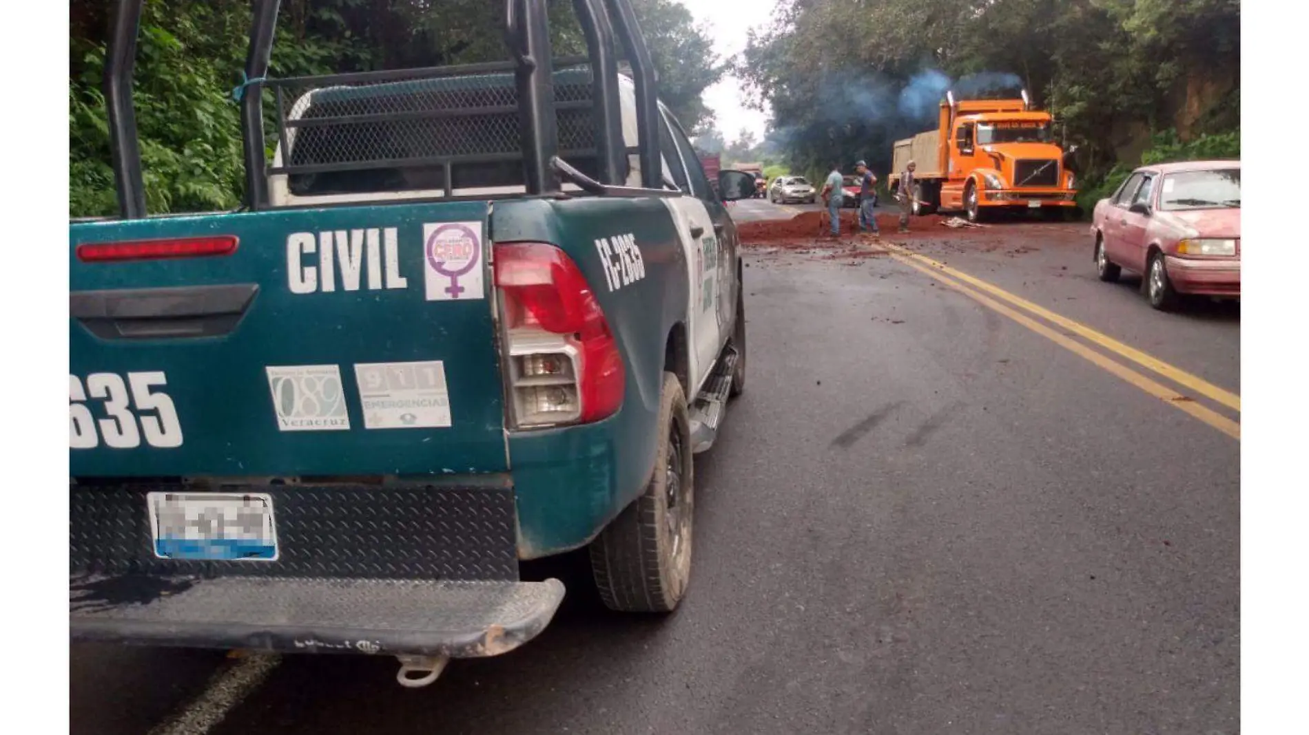 Camionero volcó